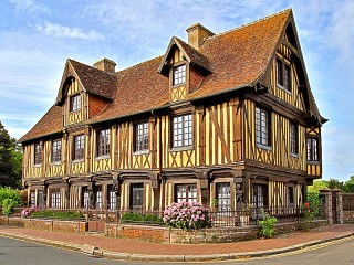 Пазл «Дом в Беврон ан Ож»