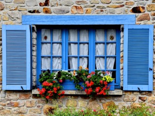 Пазл «Голубое окно»