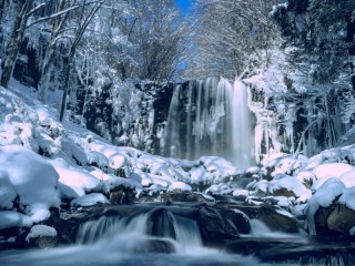 Пазл «Karasawa Falls»