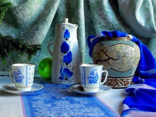 Пазл «Натюрморт с посудой»