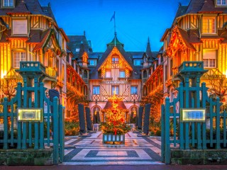 Пазл «Отель Barriere Le Normandy»