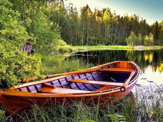 Пазл «Пейзаж с лодкой»