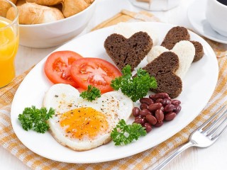 Пазл «Праздничный завтрак»