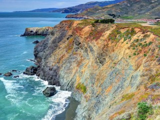 Пазл «Скалистый берег 1»