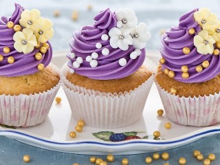 Пазл «Три кекса»