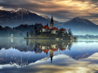 Пазл «Церковь на острове»