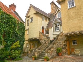Пазл «White Horse Close»