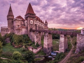 Пазл «Замок Корвинов»
