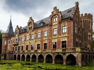 Пазл «Замок с арками»