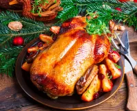 Пазл  На праздничном столе