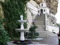 Пазл  Успенский монастырь