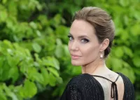 Пазл Анджелина Джоли