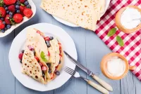 Пазл Блины с ягодами