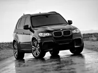 Пазл BMW X5M