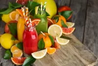 Пазл Бутылки и цитрусы