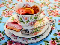 Пазл Чаепитие с королевой