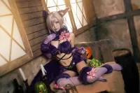 Пазл Девушка-кошка