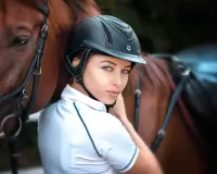 Пазл Девушка и лошадь