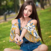 Пазл Девушка в парке