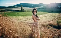 Пазл Девушка в поле