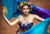 Пазл Девушка в венке