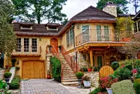 Пазл Дом с лестницей