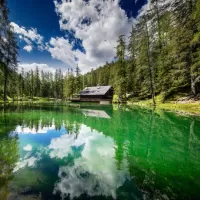 Пазл Дом у воды