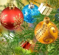 Пазл Игрушки на ёлке