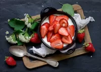Пазл Клубника с кремом