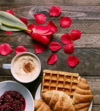 Пазл Красные лепестки