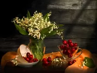 Пазл Ландыши и черешня