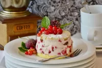 Пазл Мороженое  с ягодами