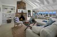 Пазл Окно на море