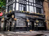 Пазл Паб Coach and Horses