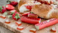Пазл Пирожки с ревенем 