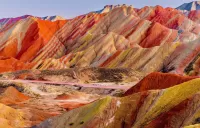 Пазл Полосатые горы