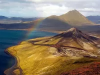 Пазл Радуга над вулканом