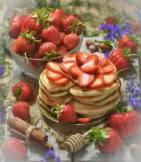 Пазл С клубникой
