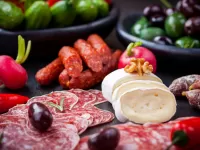 Пазл сыр с колбасой