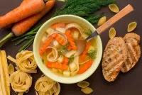 Пазл Суп с макаронами