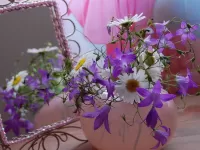 Пазл Цветы и зеркало