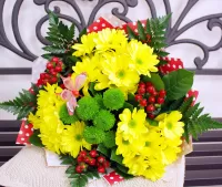 Пазл Цветы на скамейке