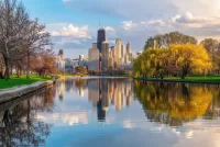 Пазл Высотки у воды