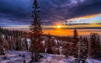 Пазл Восход под тучами