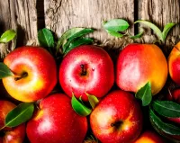 Пазл Яблоки и листья