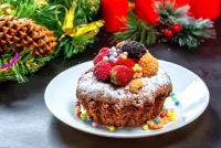 Пазл Ягодный кекс на тарелке