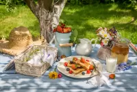 Пазл Завтрак на природе