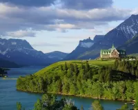 Пазл Зелёный отель