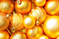 Пазл Золотые шары